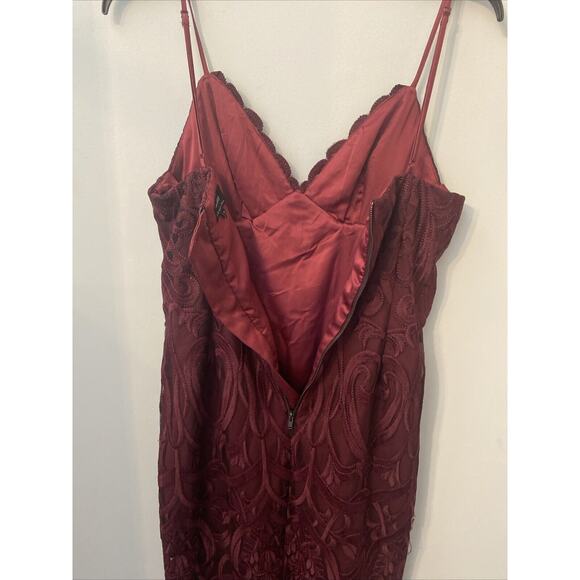 Bardot maroon lace dress size 6/small - Picture 9 of 10